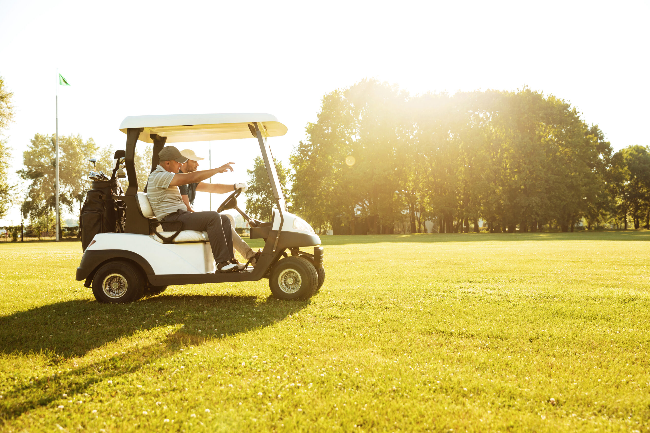 4 Tips for Golfing as a Couple