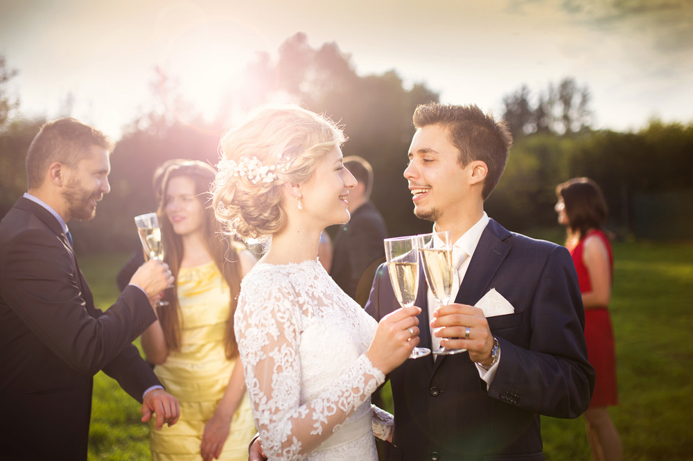 What Should I Consider When Choosing a Country Club for My Wedding?